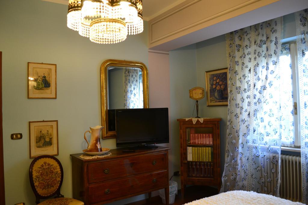 Le Bouganville Apartment Desenzano del Garda Quarto foto