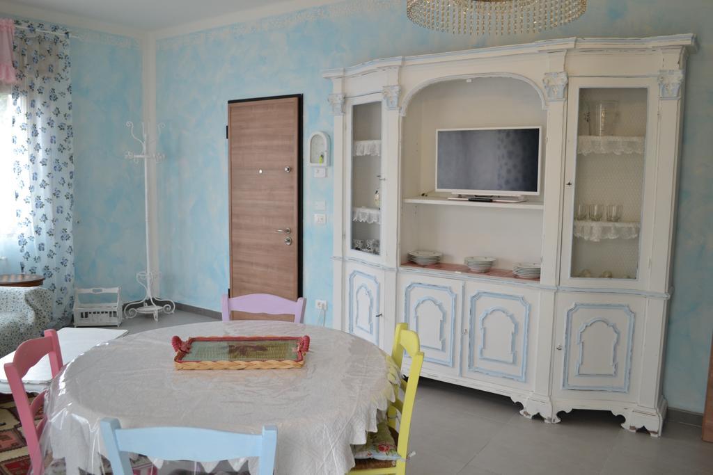 Le Bouganville Apartment Desenzano del Garda Exterior foto