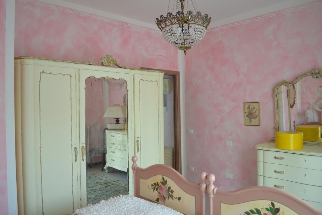 Le Bouganville Apartment Desenzano del Garda Exterior foto