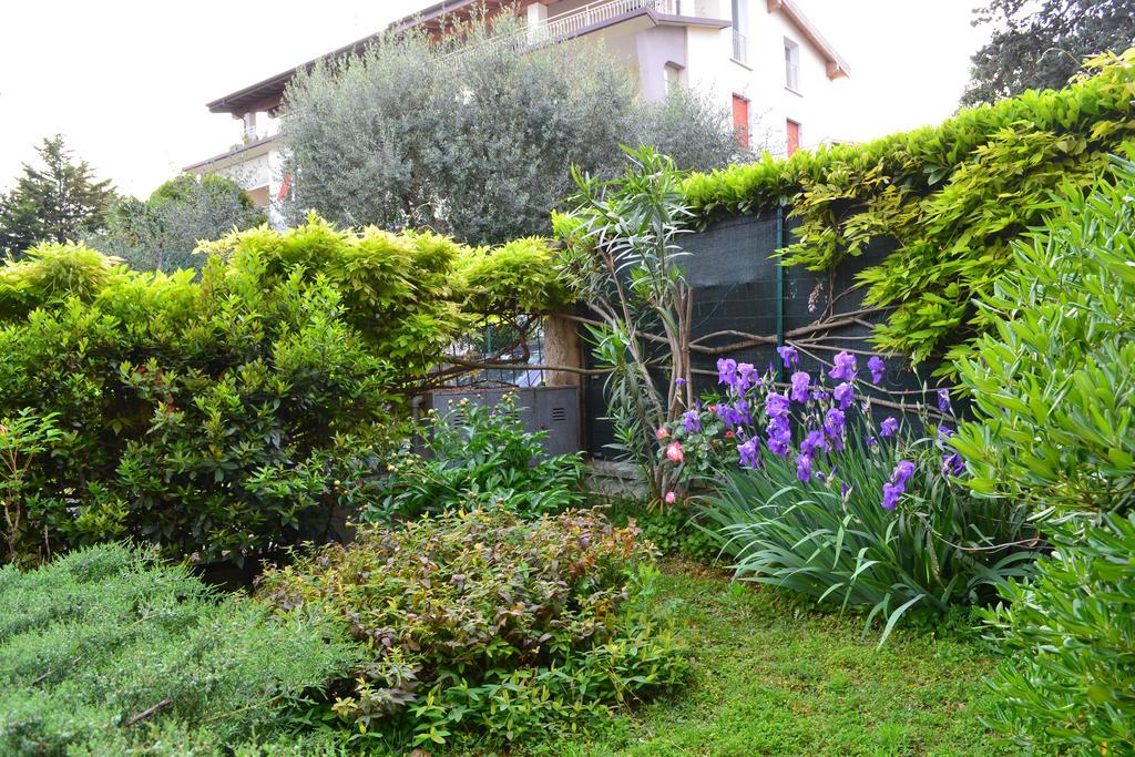 Le Bouganville Apartment Desenzano del Garda Exterior foto