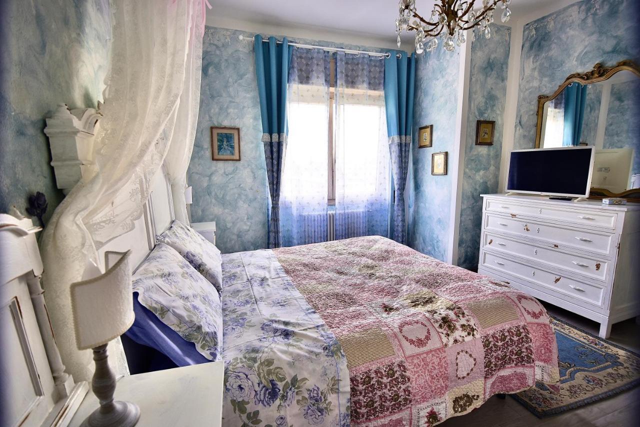 Le Bouganville Apartment Desenzano del Garda Exterior foto